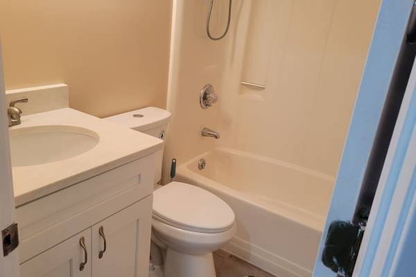 Main Bathroom